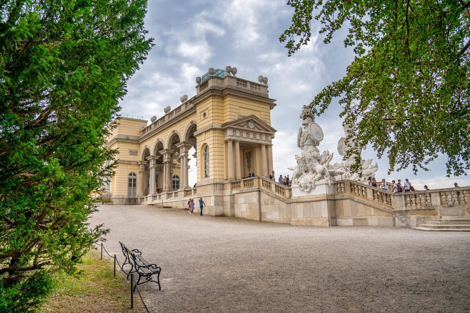 Vienna Skip The Line Schonbrunn Palace And Gardens Tour Getyourguide