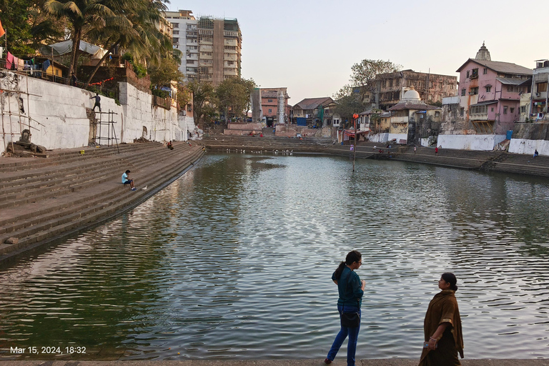 Discover Mumbai Express: Half-Day City Adventure