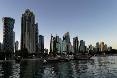 الدوحة: رحلة بحرية مسائية على متن قارب شراعي مع إطلالات بانورامية على الأفقالدوحة: رحلة بحرية على م