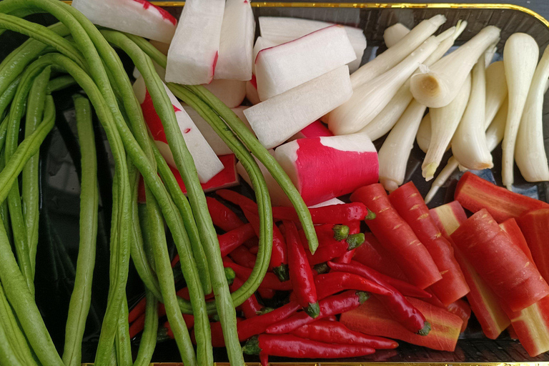 Chengdu: Sichuan Pickles Class with Market Visit & Meal