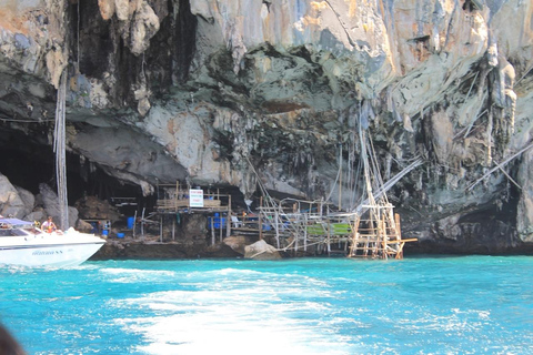 Phuket : Île de Phi Phi, tour en bateau de l&#039;île aux Bambous