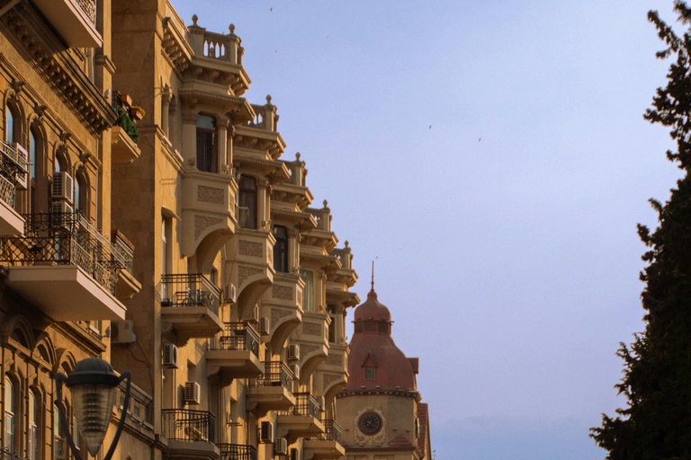 Baku Uncovered: Guided Tour with Food, Wine & National Dress