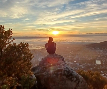 Cape Town: Guided Lion's Head Sunrise or Sunset Hike
