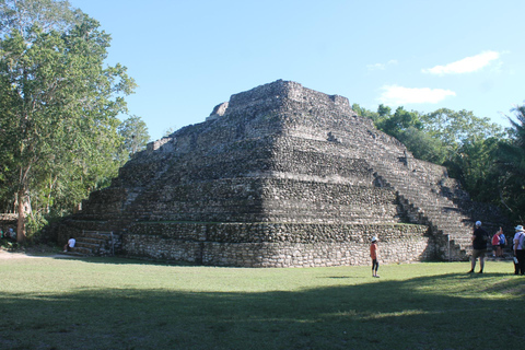 Ruines mayas de Chacchoben et déjeuner mexicain à la plage (Combo)