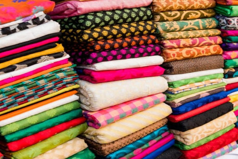 Delhi: oude en nieuwe Delhi, rondleiding van een hele of halve dagHaif-Day New Delhi Tour met auto, gids en chauffeur