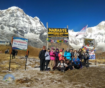 Pokhara: avventura guidata di 5 giorni al Campo Base dell'Annapurna Trek