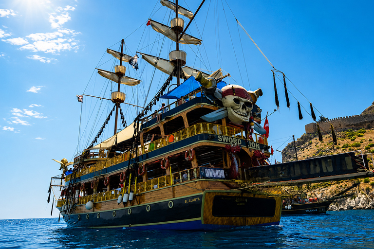 Alanya: Pirate Boat Cruise with Lunch and Swimming Stops Pirate Boat Trip with Hotel Transfer