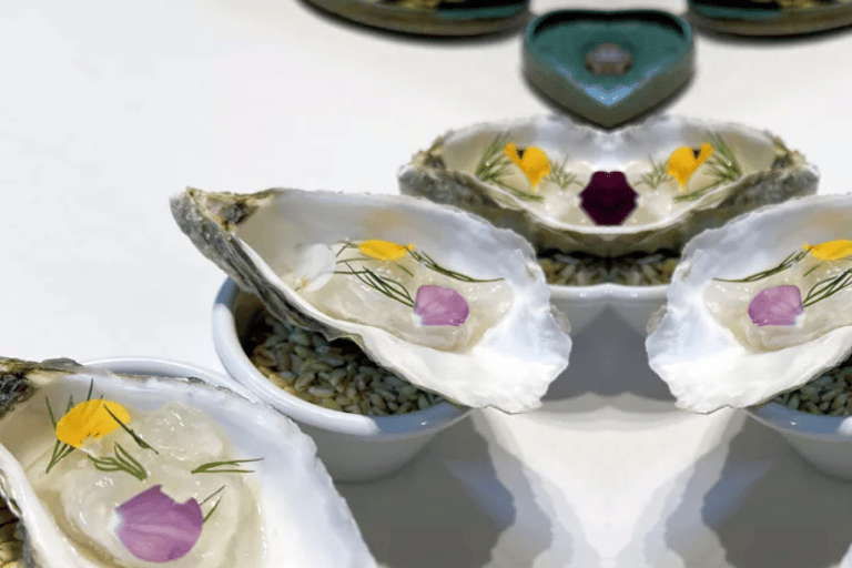 San Sebastian: Bilbao & Guggenheim Private Tour with Lunch Private tour option (Spanish)