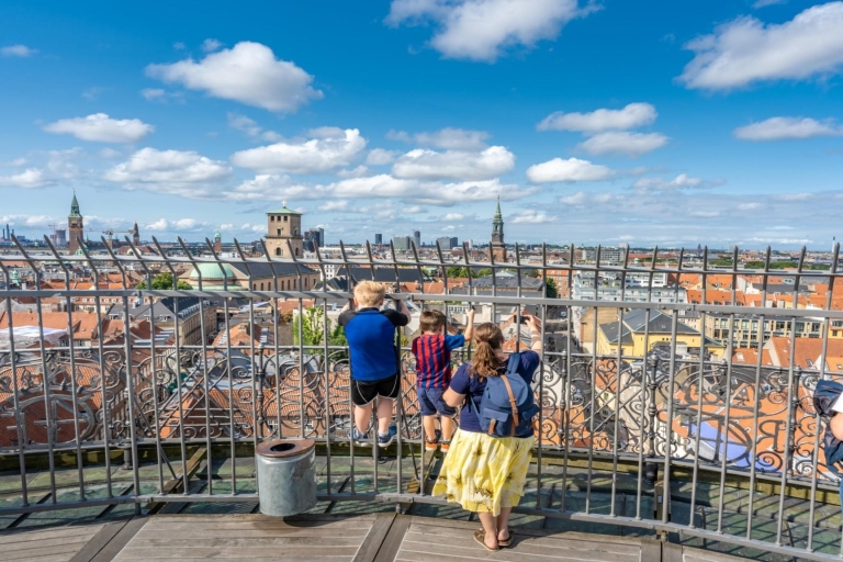 Copenhagen: Rosenborg Castle Tour with Skip-the-Line Ticket 5-Hours: Rosenborg Castle & Amalienborg Tour with Transfers