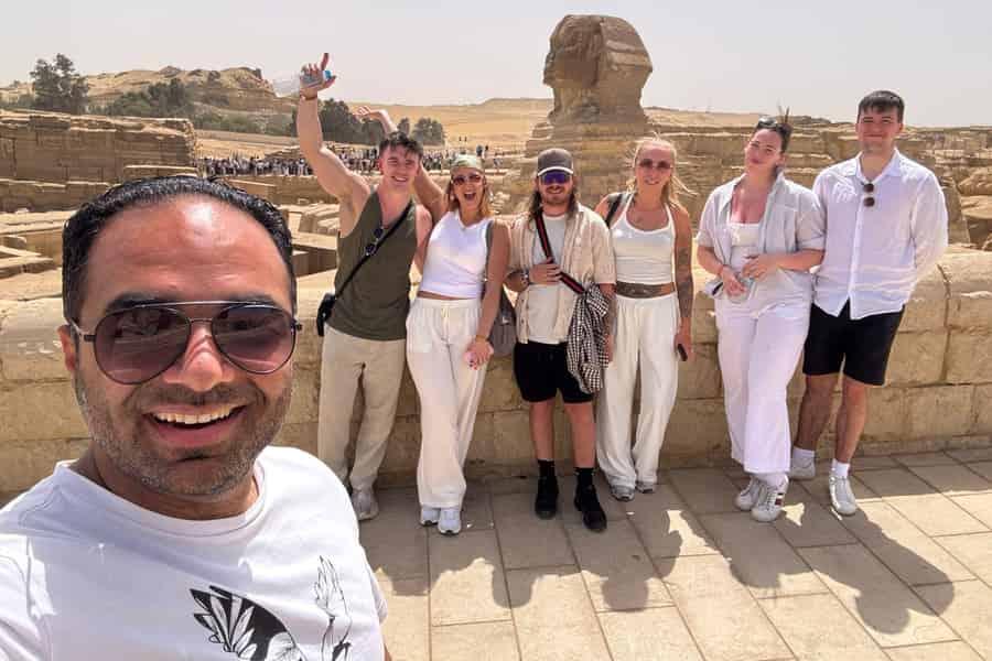 Von Hurghada nach Kairo: Innenbereich der Cheops-Pyramide, Altstadt von Kairo & Basar. Foto: GetYourGuide