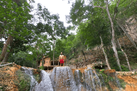 Los Haitises : Tyrolienne, kayak et piscines naturelles