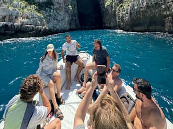 Vlorë: Isla de Sazan, Cueva de Haxhi Ali y tour en barco por Karaburun