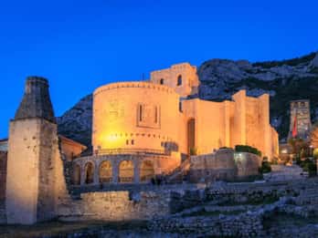 Kruja by Night: Castle & Bazaar Tour from Tirana