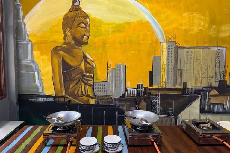 Bangkok: Jim Thompson House Tour and Thai Cooking Experience