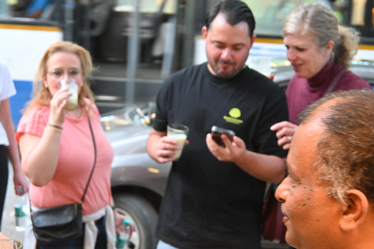 Bangalore: Foodie Tour, Local Market, & Mystery Nandi Temple Bangalore:Food Street Walk+Local Market+Mystery Nandi Temple