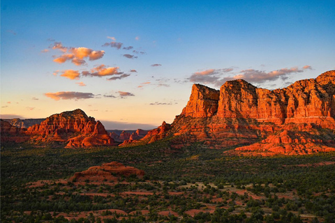 Sedona: Scenic Airplane Tour Over Red Rocks and Canyons