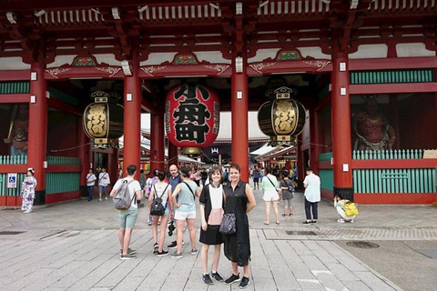 Tokyo: Guided Walking Tour with Wagashi Making Class