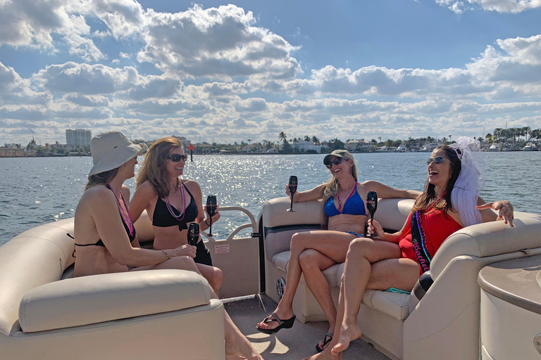 Croisière en bateau privé à Fort Lauderdale avec des jouets aquatiques, 4 heures