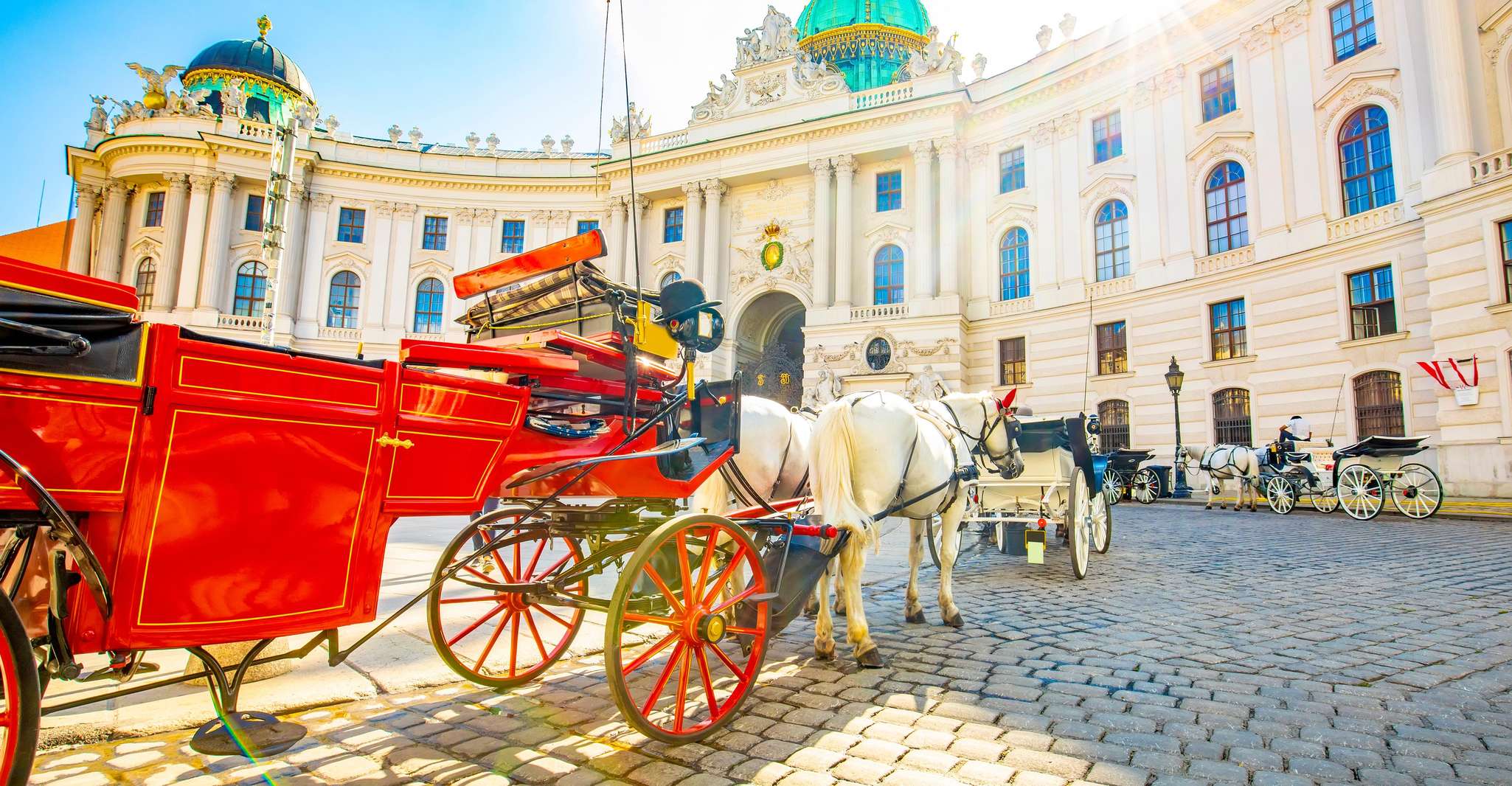 Wien, Sisi Museum, Hofburg und Gardens Tour - Hizvo