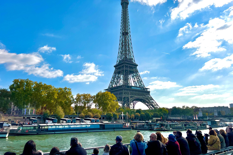 Paris: Day or Evening River Cruise with Musical Ambiance Paris: Evening River Cruise with Musical Ambiance & Postcard