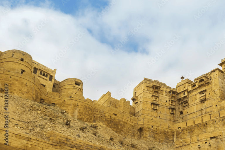 From Delhi: Luxury Royal Rajasthan Cities Tour Tour With professional Tour Guide only.