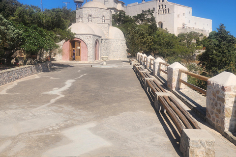 Santorini: Island Tour with Transfers