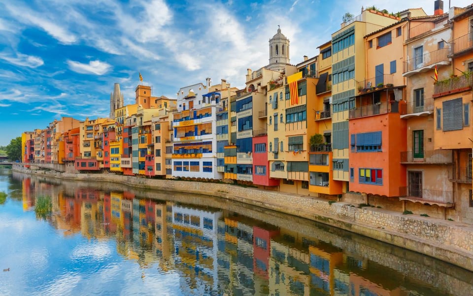 From Barcelona: Girona, Figueres, Dalí Museum, and Cadaqués