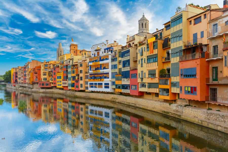Von Barcelona aus: Girona, Figueres, Dalí-Museum und Cadaqués. Foto: GetYourGuide