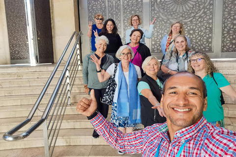 Casablanca: Layover Sightseeing Tour with Airport Transfer Layover including the Moroccan Hammam and traditional Dinner