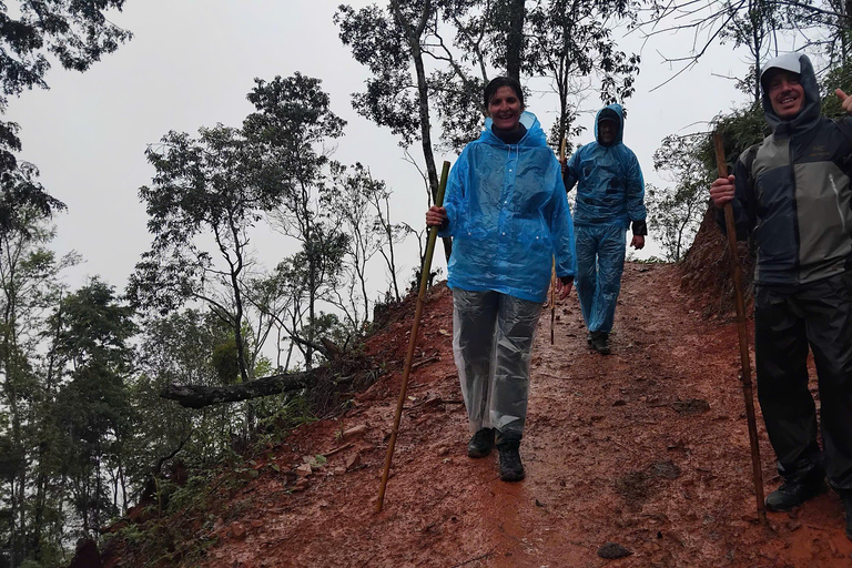 De Ha Noi: Excursão de 3 dias a Cao Bang Loop Visita uma aldeia local