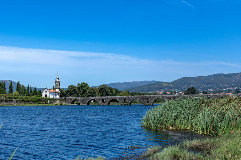 Porto: Private 3-Day Tour to Santiago & Northern Portugal