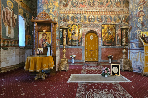 Bucharest: Slănic Prahova Salt Mine & Dracula's Grave tour