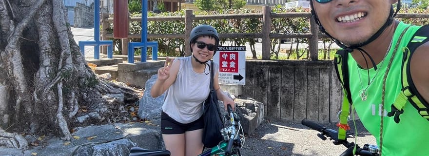 Okinawa : visite guidée à vélo des îles Henza et Hamahiga