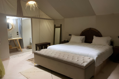 Marrakech or Fes: 4-Day Desert Tour to Erg Chebbi Dunes 4D3N Desert Tour Fez to Marrakech (Luxury Accommodations)