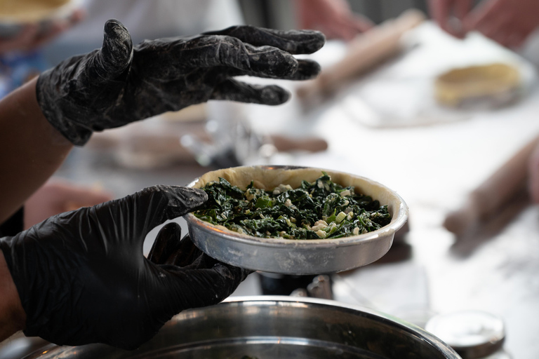 Griekse kookles met uitzicht op de AkropolisGrieks kookles diner met uitzicht op de Akropolis