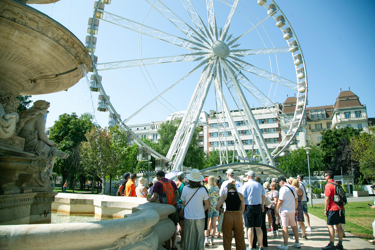 Budapest: Walking Tour to the Shoes Memorial and Parliament