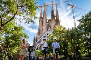 Barcelona: 2,5-stündige Gaudí Segway Tour