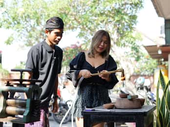 Corso di lavorazione dell'argento a Celuk Bali - Crea i tuoi gioielli in argento
