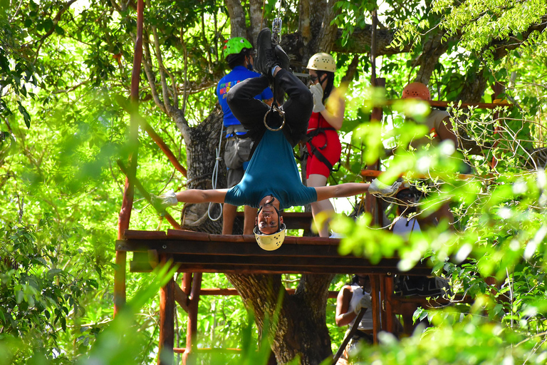 Cancún: Tour Adrenalina con Paseo en ATV, Tirolinas y Cenote