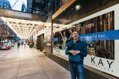 Chicago: Gangsters and Ghosts 2-Hour Walking Tour