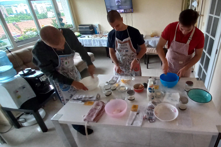 Sofia: Banitsa Pastry Class with a Local with Bulgarian Wine