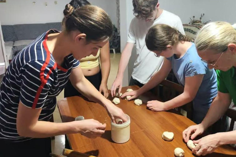 Berat: Traditional Cooking Class with a Local Family Berat: Traditional Cooking Class with a Local Family