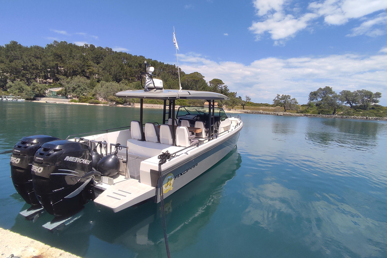 Corfou : Croisière privée d'une journée sur un bateau rapide de luxe