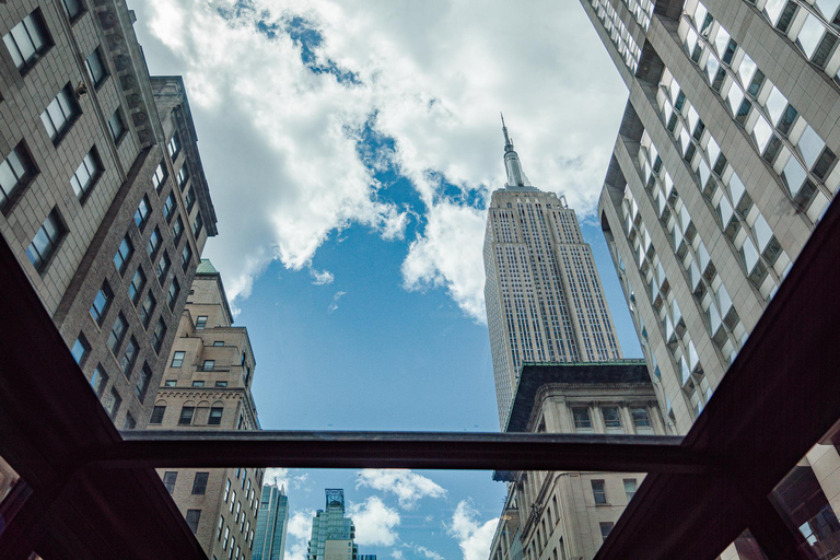 Nova Iorque: tour guiado particular em ônibus com teto de vidro à noiteTour noturno particular de 6 horas - ônibus conversível com teto de vidro/aberto