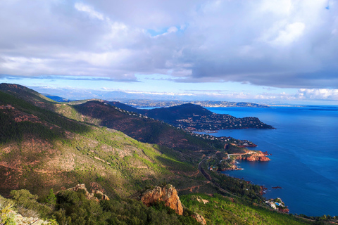 Unforgettable Hike in the Massif de l'Esterel Private Tour in English