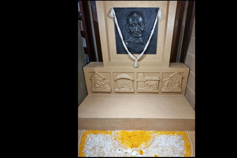 Mumbai: Half Day Sightseeing Tour with Elephanta Caves Mumbai: Half Day Sightseeing Tour with Meeting Point