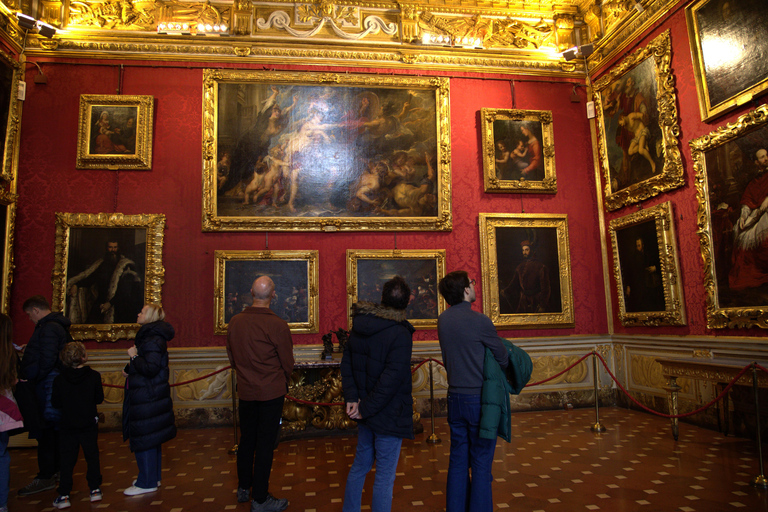 Florence: Discover Palazzo Pitti with Timed Entry & Audio