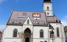 Zagreb: City Walking Tour with Funicular Ride & WW2 Tunnels