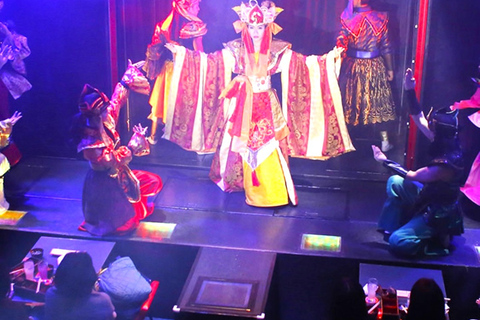 Tokio: ¡Disfruta de un espectáculo de cabaret al estilo japonés en Ginza!