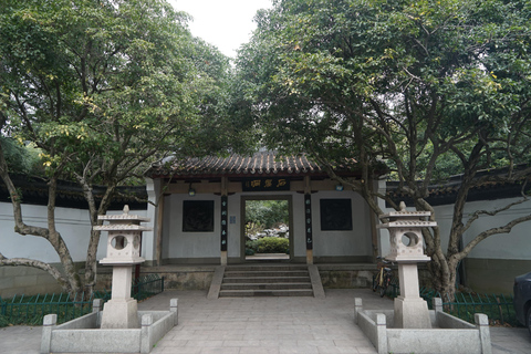 Hangzhou Autumn Exclusive: Manlong Guiyu Hiking Trail